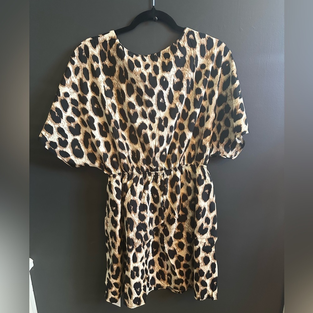 CUPSHE‎ | Leopard Print Dolman Sleeve Dress | Medium | NWT - Picture 6 of 10